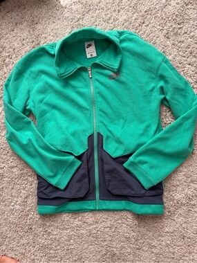 Nike Kids L Green Full-Zip Fleece Jacket with Grey Pocket Trim